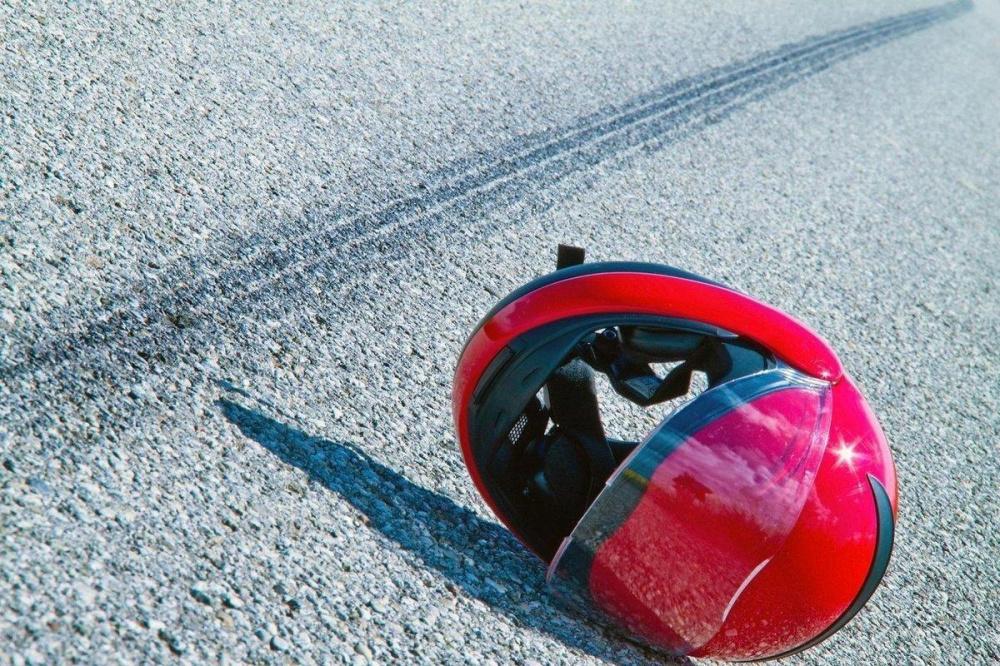 Подросток на мотоцикле врезался в иномарку в Павлове