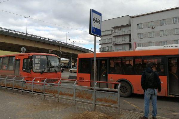 13 частных и муниципальных автобусных маршрутов отменили в Нижнем Новгороде