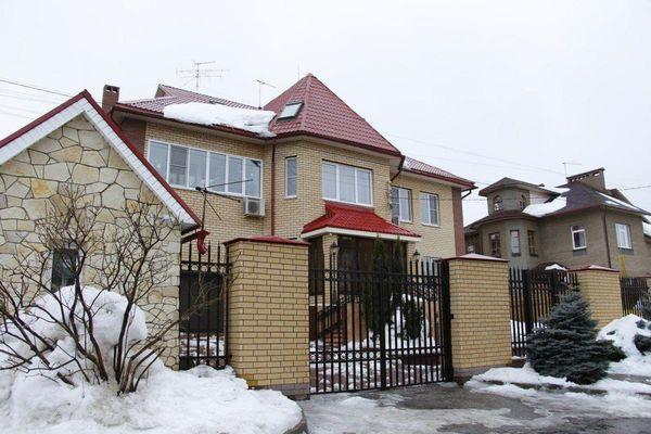 Элитную недвижимость на сотни миллионов рублей обнаружили у Михаила Жижина при обысках