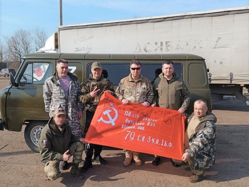 Нижегородцы во главе с Олегом Лавричевым доставили на Донбасс 50 тонн гуманитарного груза