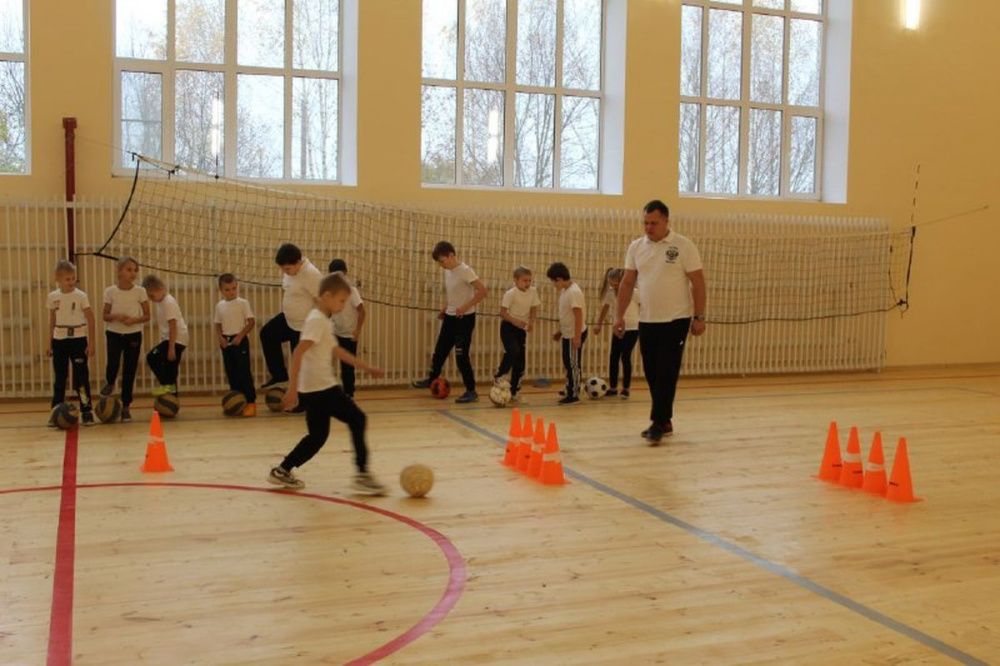 Спортивные залы девяти сельских школ отремонтированы в Нижегородской области