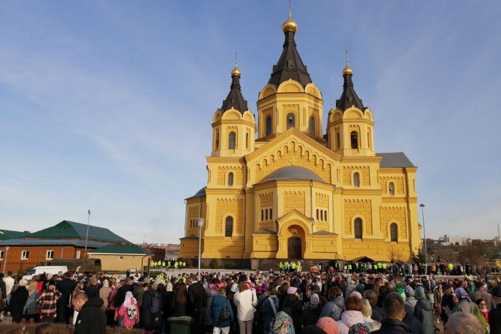 3900 человек приняли участие в Пасхальном крестном ходе в Нижнем Новгороде