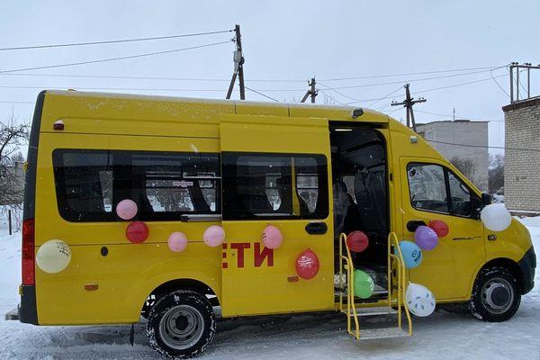 Автобус для перевозки детей получит нижегородская школа №156 