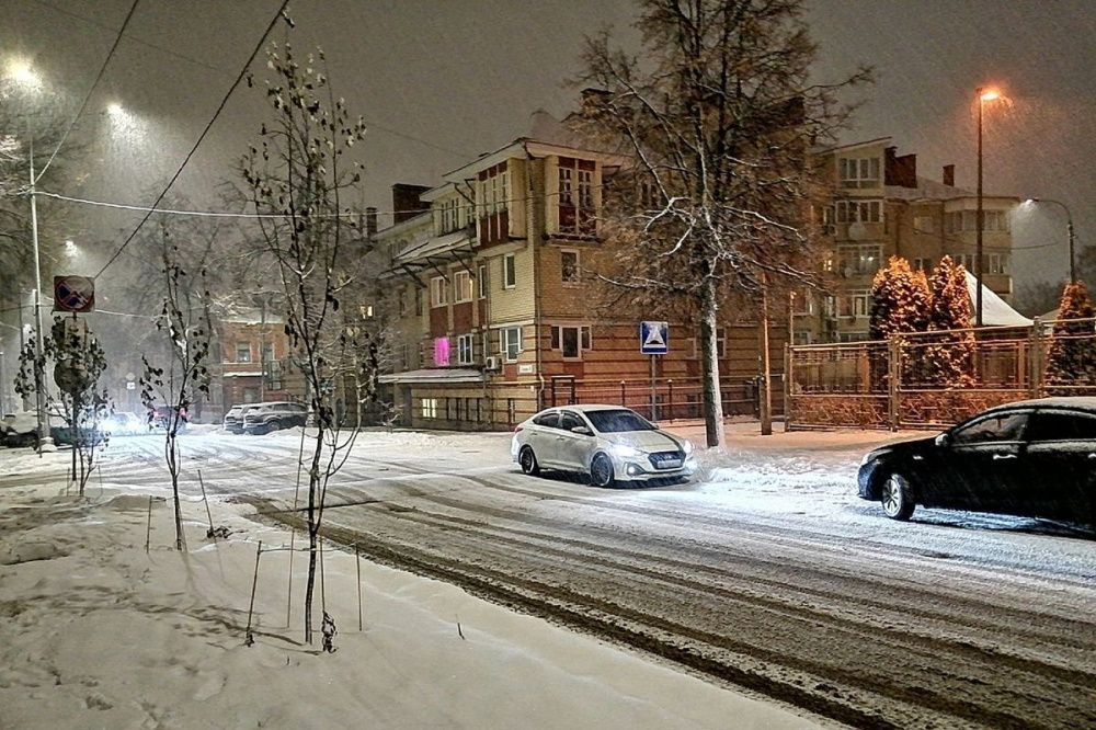 МЧС предупредило о мокром снеге и гололеде в Нижнем Новгороде 8 декабря