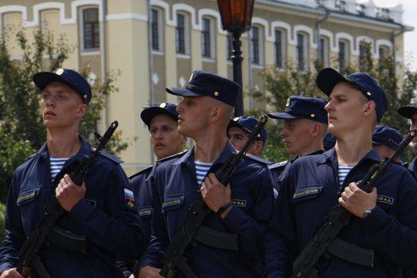 Более 200 нижегородцев ушли в армию с начала весеннего призыва 