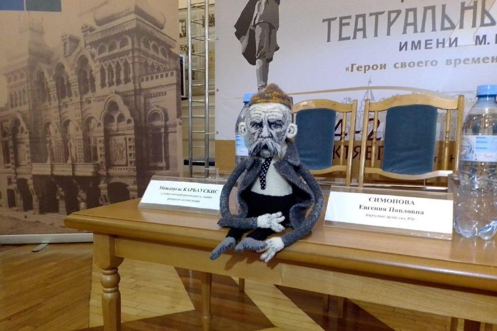 Максим Горький из фетра стал символом театрального фестиваля в Нижнем Новгороде