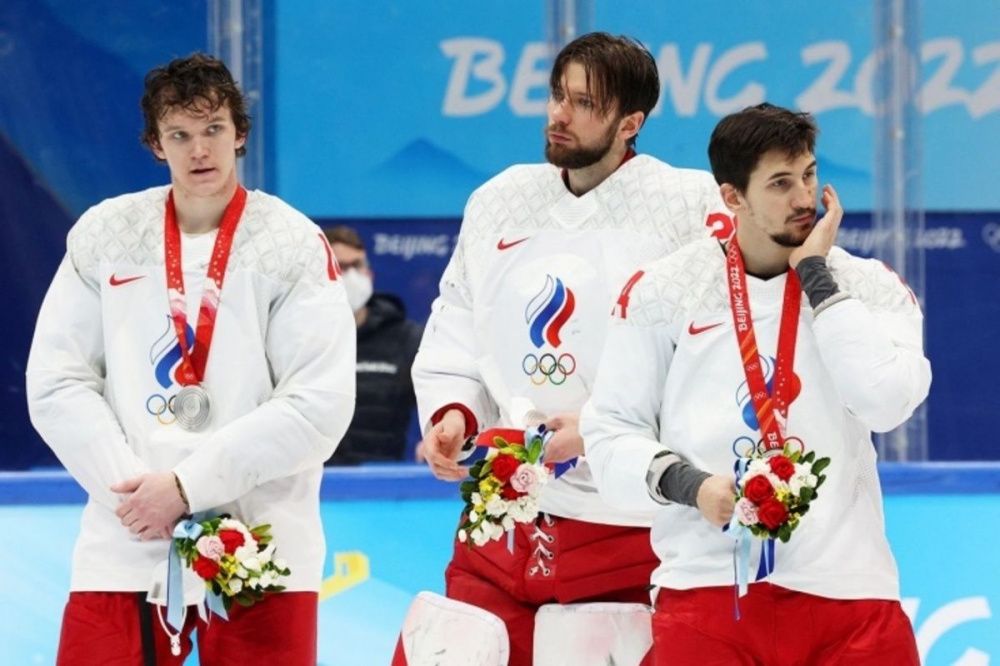 Сборная России по хоккею завоевала серебряные награды на Олимпиаде в Пекине 