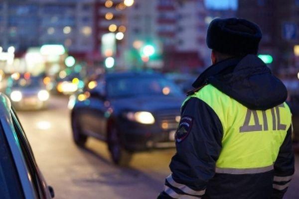 Водитель сбил полицейского в Нижнем Новгороде, пытаясь скрыться