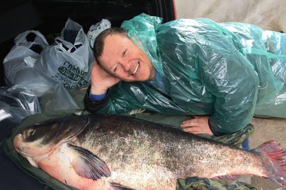 Фото Нижегородец поймал на Волге толстолобика весом более 30 кг - Новости Живем в Нижнем