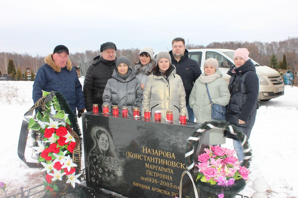 Фото Цирковые артисты почтили память Маргариты Назаровой в Нижнем Новгороде - Новости Живем в Нижнем