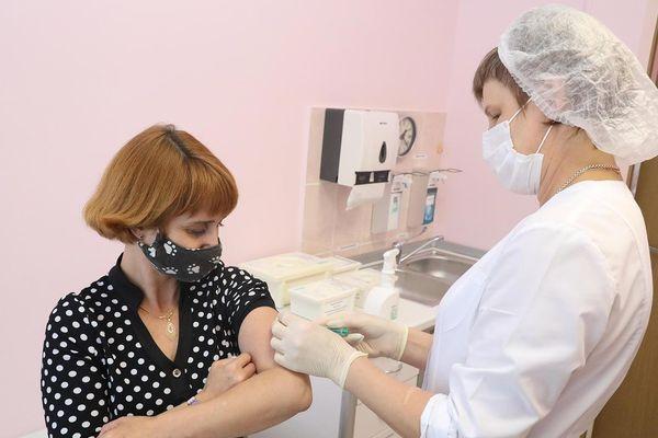 Фото 6 человек заболели COVID-19 после вакцинации в Нижегородской области - Новости Живем в Нижнем