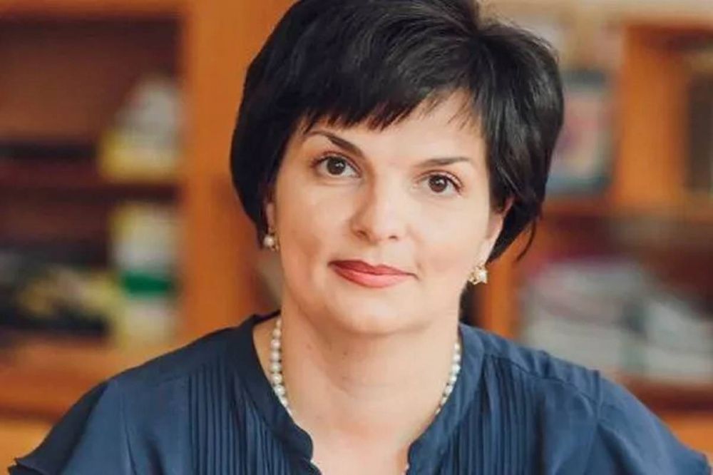 Елена Беленко покинула должность директора нижегородской «Школы 800»