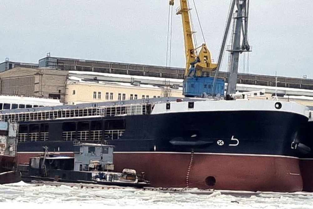 Нижегородский завод «Красное Сормово» опроверг информацию о затонувшем судне