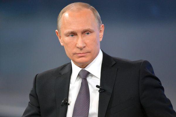 Владимир Путин прокомментировал причины суицида Славиной