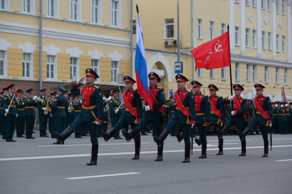 Фото Парад Победы прошел в Нижнем Новгороде - Новости Живем в Нижнем