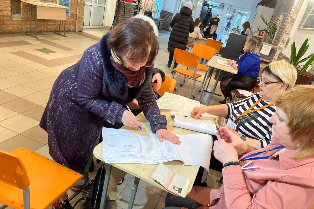 Все избирательные участки начали работать в Нижегородской области