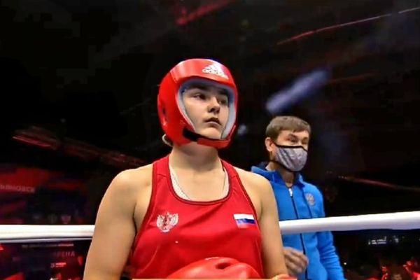 Жительница Кстова завоевала серебро на чемпионате России по боксу