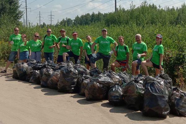 57 мешков мусора собрали добровольцы на озере Силикатное в Сормове