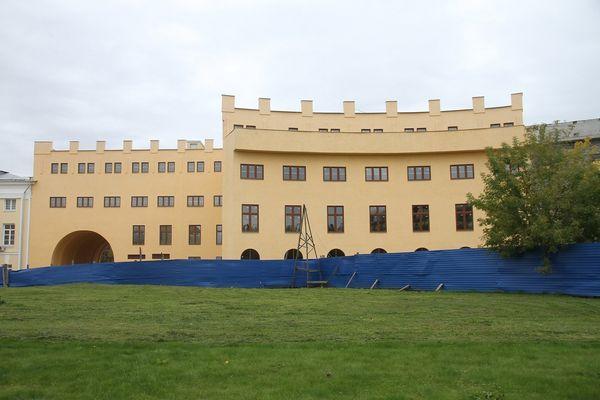 Часть Дома правительства в Нижегородском кремле демонтируют