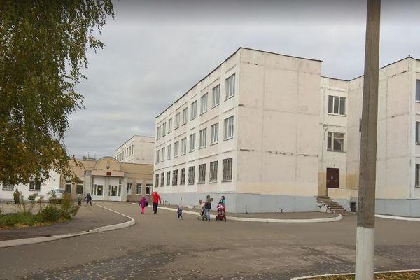 77 первоклассников из Нижнего Новгорода получили отказ в зачислении в школу №103