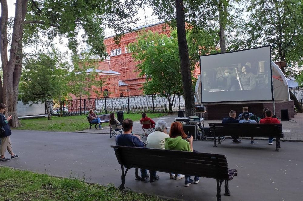 Фото Восемь фильмов покажут нижегородцам в кинотеатрах под открытым небом в июле - Новости Живем в Нижнем