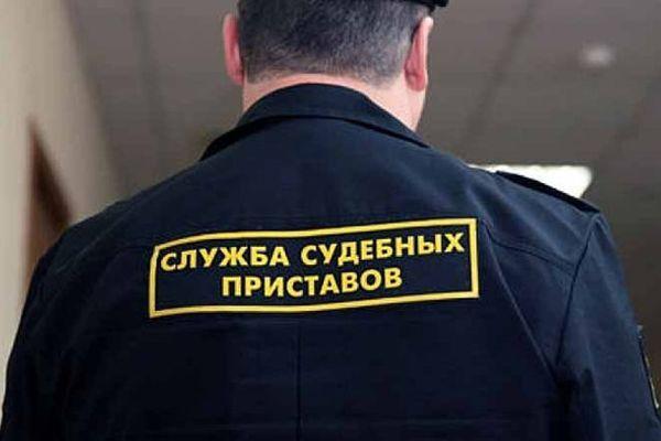 250 тысяч рублей долга выплатил житель Чкаловска, чтобы продать дом