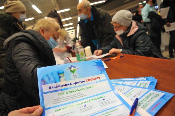 200 человек привили от COVID-19 за 3 дня в ТЦ «Седьмое небо» в Нижнем Новгороде