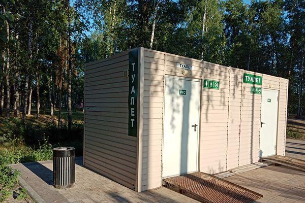 Туалеты на территории Светлоярского озера в Нижнем Новгороде оказались закрыты
