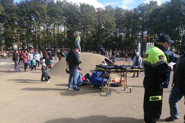 Женщина повредила ногу в парке «Швейцария» в Нижнем Новгороде