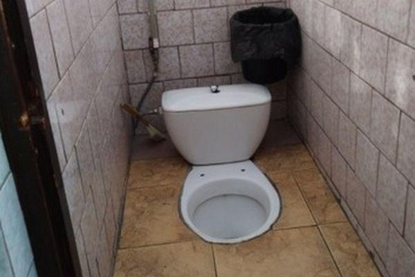Три школы Заволжья приняли участие в конкурсе ужасных туалетов