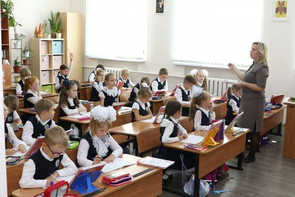 97 школ работают в две смены в Нижнем Новгороде 