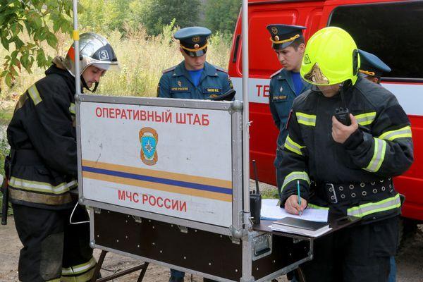 Нижегородские пожарные провели учения в здании бывшего мукомольного завода