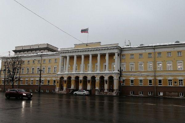 Почти 3 млн рублей выделено на подсветку трех зданий на площади Минина 