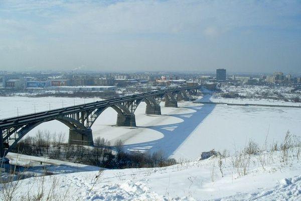 Мужчина скончался после падения с Мызинского моста в Нижнем Новгороде