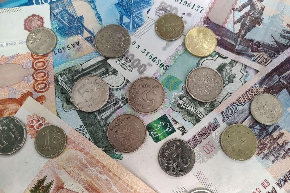 Номинальная начисленная заработная плата нижегородцев превысила 50 тысяч рублей
