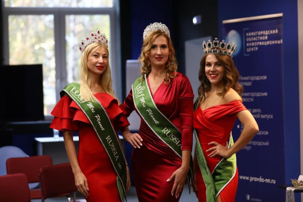 Три мамы из Нижнего Новгорода, победившие в международном конкурсе красоты в Крыму.