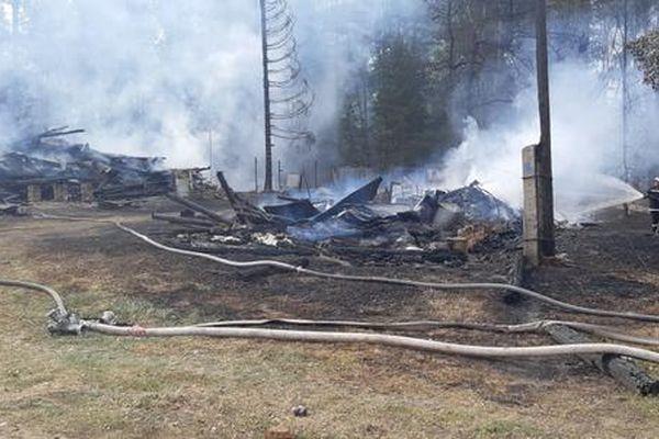 в деревне Лыково сгорело несколько дачных домов