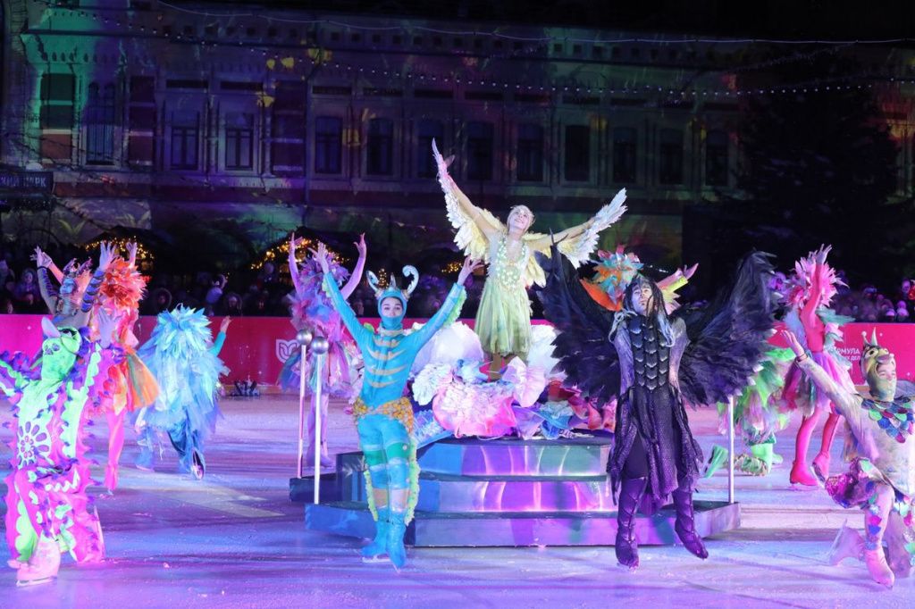 Ледовое шоу Татьяны Навки"Спящая красавица. Легенда двух королевств" завершило череду новогодних мероприятий в Нижнем Новгороде.
