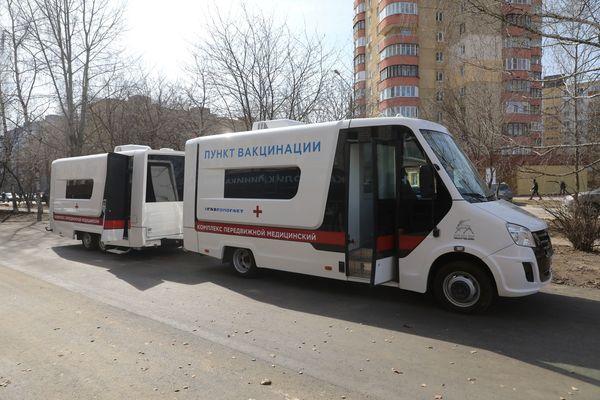 Нижегородская поликлиника №1 получила спецавтомобиль по программе проекта партии «Единая Россия»