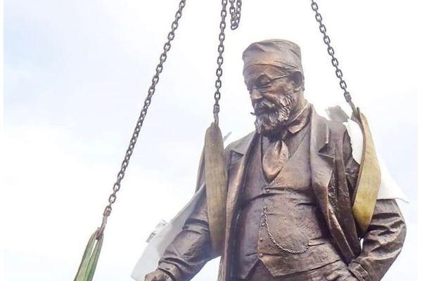 Памятник профессору Преображенскому в Нижнем Новгороде.