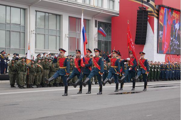 Парад прошел в Нижнем Новгороде