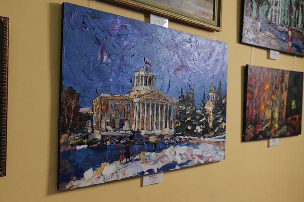 Выставка открылась во Дворце культуры в ДБзержинске