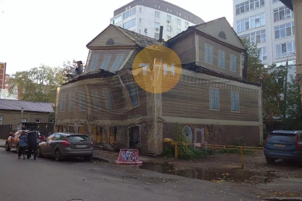 Исторический особняк Штерновой частично обрушился на Грузинской в Нижнем Новгороде