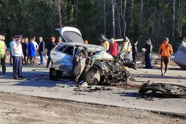 Молодая женщина-водитель погибла ДТП под Семеновом 13 апреля