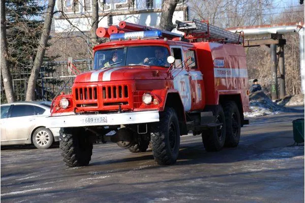 Два жилых дома загорелись в Навашинском районе 7 апреля