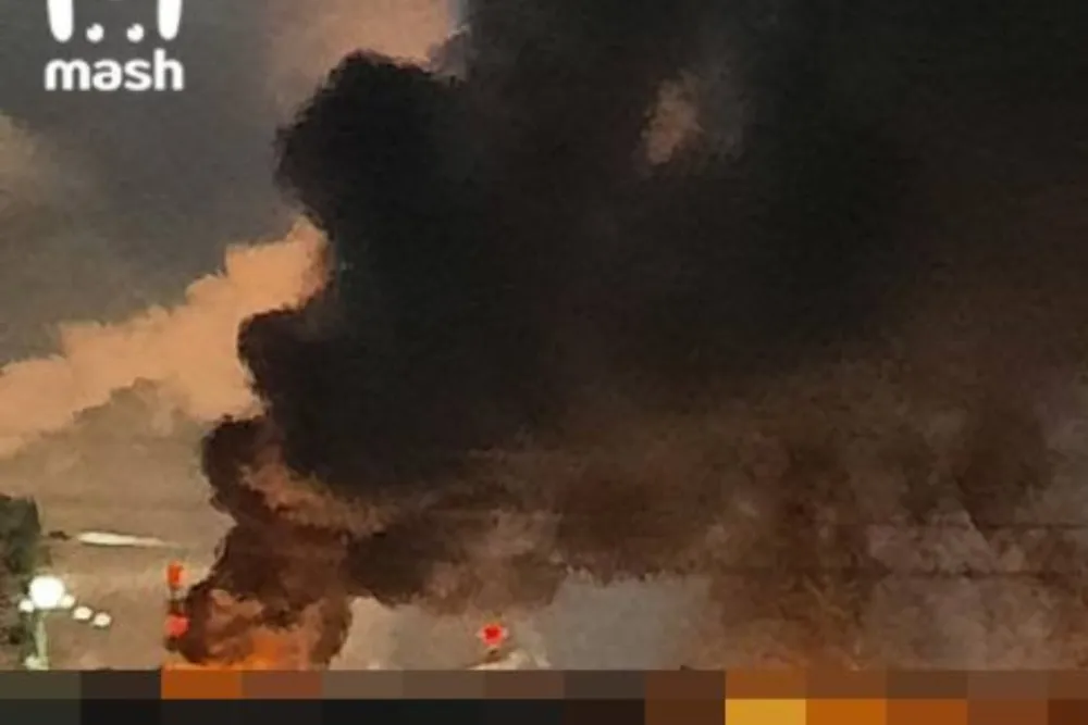  Пожар начался в Кстовской промзоне после атаки беспилотников 12 марта