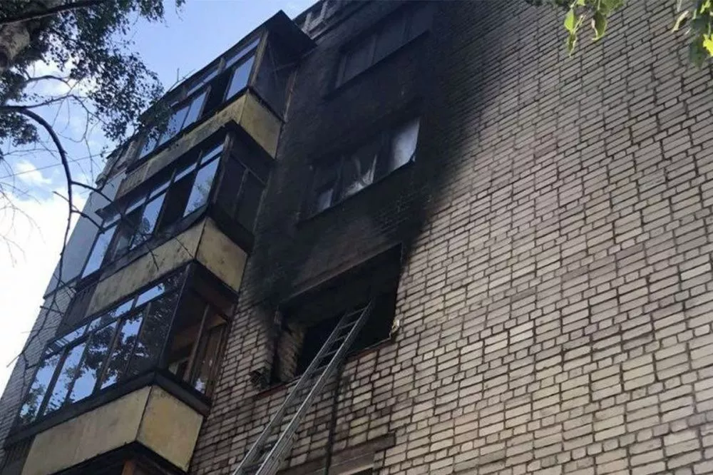 Мужчина погиб на пожаре в многоэтажке на Московском шоссе 7 июля