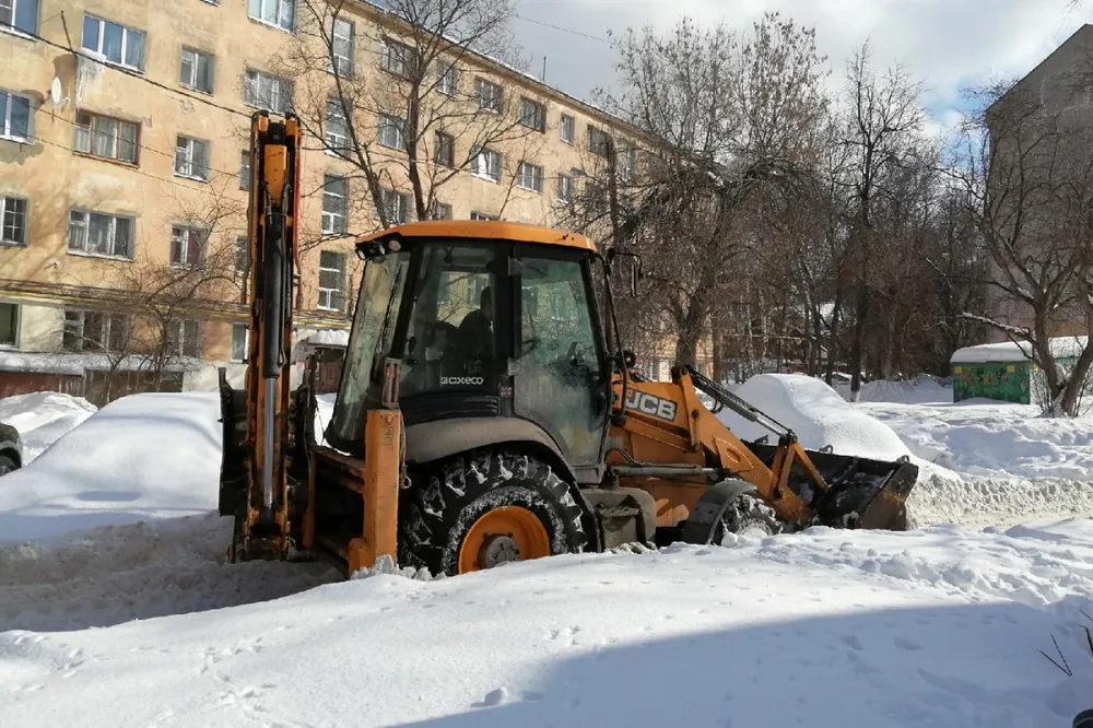Фото 60 000 самосвалов снега вывезли из Нижнего Новгорода с начала зимы - Новости Живем в Нижнем