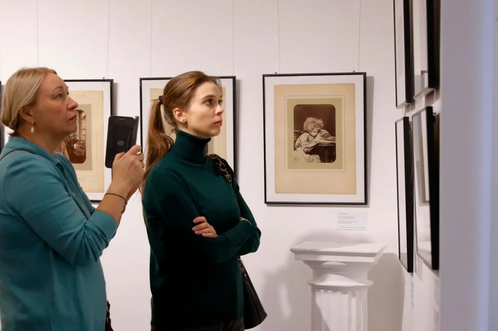 Выставка «Семья Карелиных в блокаду» открылась в нижегородском музее фотографии