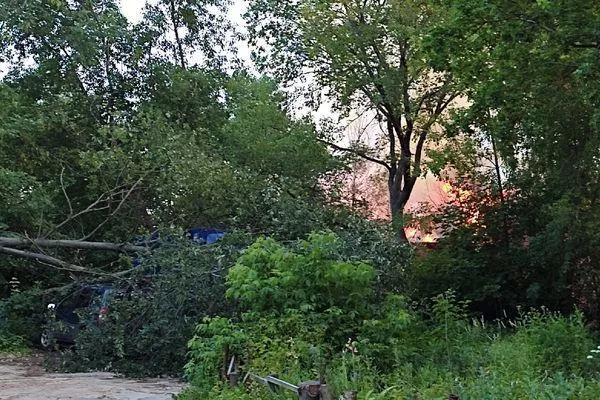 Человек погиб на пожаре в нежилом доме в центре Нижнего Новгорода 